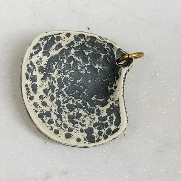 Handpainted Shell Mushroom Pendant Orange Cottagecore Woodland Jewelry Whimsical - Picture 5 of 10